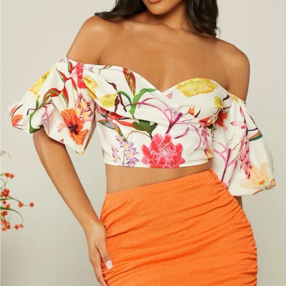 Boho floral print puff sleeve crop top - Picture 3 of 6